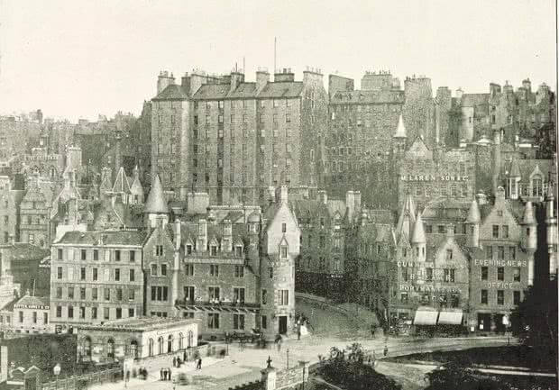 Edinburgh City Chambers in 1895