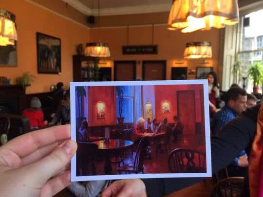 JK Rowling writes Harry Potter in the Elephant House cafe