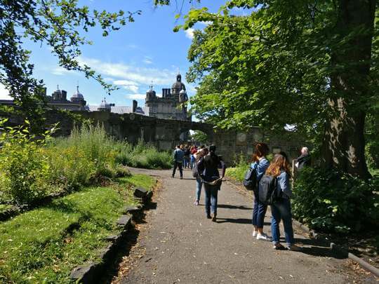 Having passed Greyfriars Kirk we approach the stone flodden wall arch