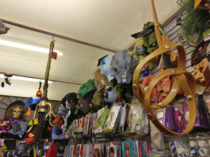 Victoria Street Edinburgh inside Joke Aha ha ha